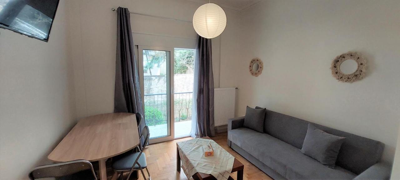 Cozy Apartment In Nea Smyrni Афіни Екстер'єр фото