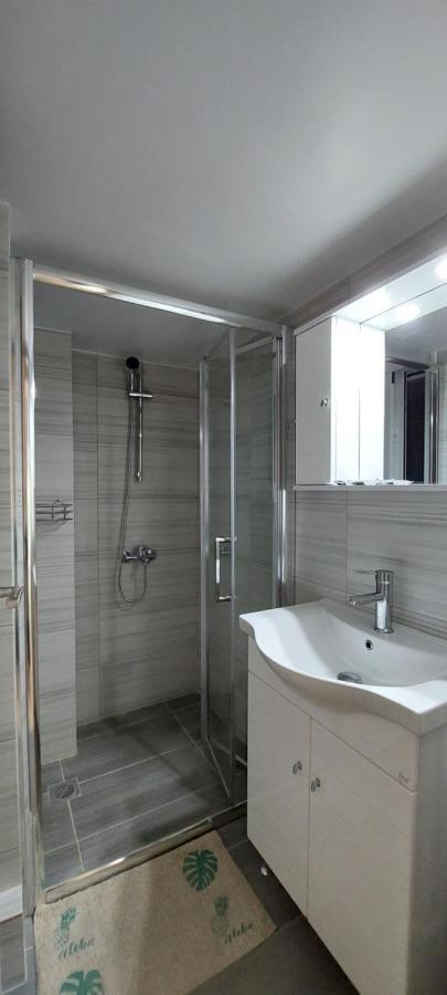 Cozy Apartment In Nea Smyrni Афіни Екстер'єр фото